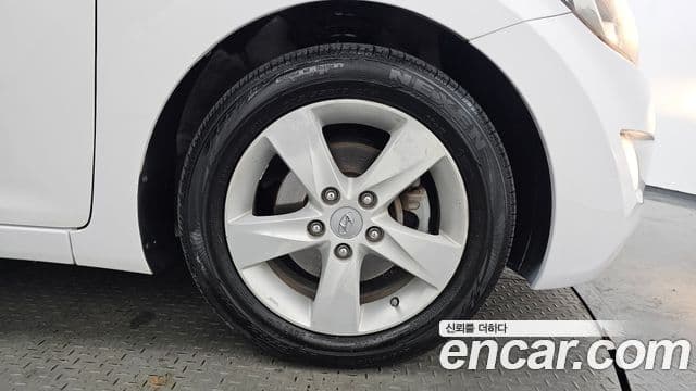 Hyundai Avante MD M16 GDI Avenue, 2014 все фото