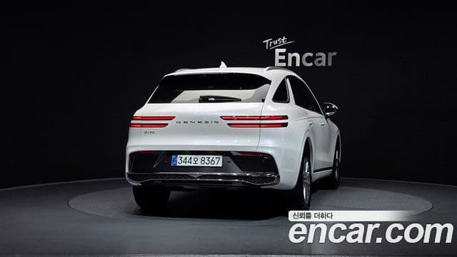 Genesis GV70, 2025 4