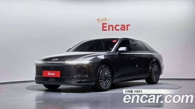 Hyundai Grandeur (GN7) Calligraphy, 2023 1