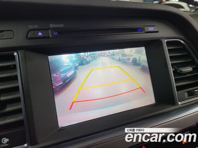 Hyundai LF Sonata Special, 2016 11