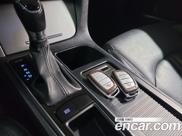 Hyundai LF Sonata Special, 2016 13