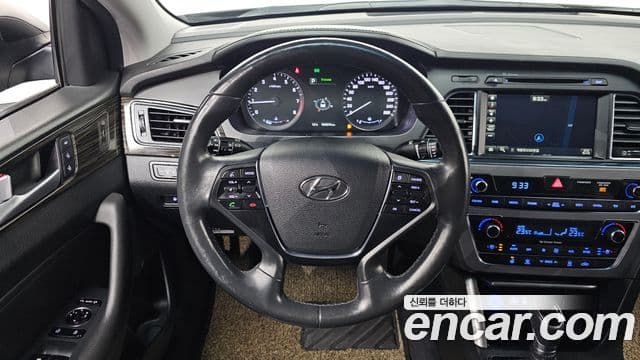 Hyundai LF Sonata Special, 2017 15