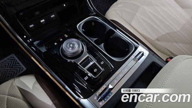 Kia Carnival 4세대 бензин 7인승 High Limousine(компания по спецнадстройкам), 2023 9