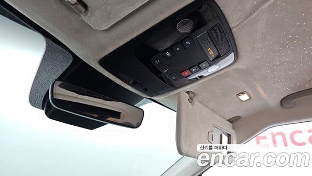 Kia Carnival 4세대 бензин 7인승 High Limousine(компания по спецнадстройкам), 2023 13