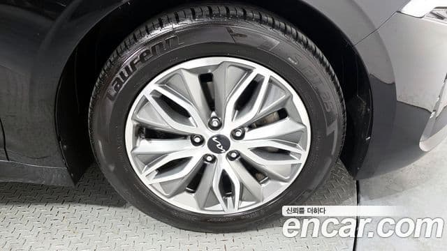 Kia K5 гибрид 3세대 Noblesse, 2023 все фото