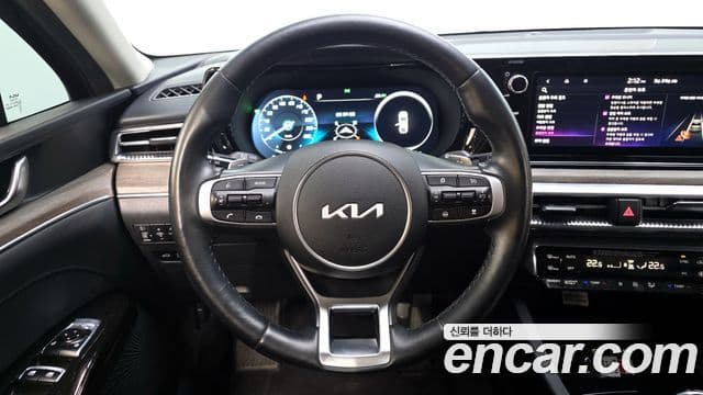Kia K5 гибрид 3세대 Noblesse, 2023 13