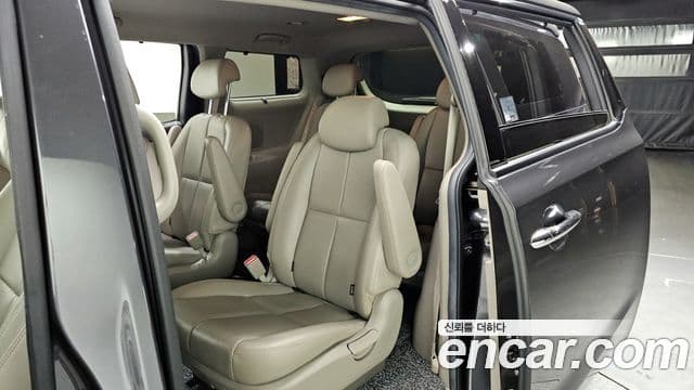 Kia All New Carnival Noblesse, 2018 11