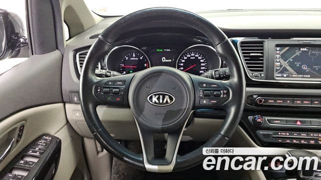 Kia All New Carnival Noblesse, 2018 15