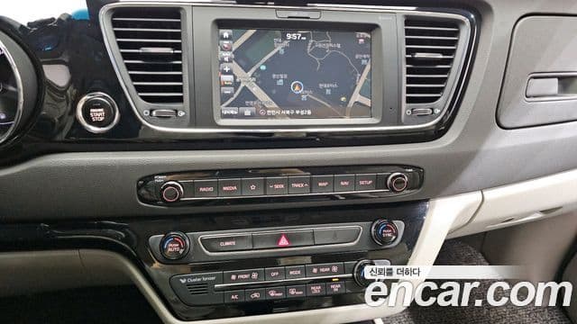 Kia All New Carnival Noblesse, 2018 16