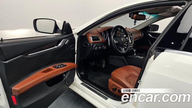 Maserati 기블리 3세대, 2014 10