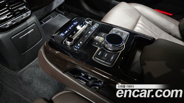 Genesis EQ900 Premium Luxury, 2018 20