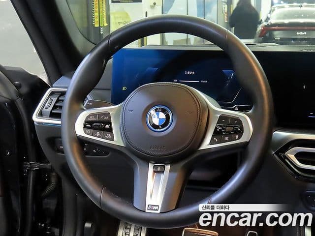 BMW i4 eDrive40 M Sport Pro, 2024 8