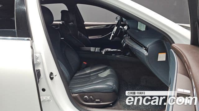 Genesis electrified G80 (RG3) e-AWD, 2022 11