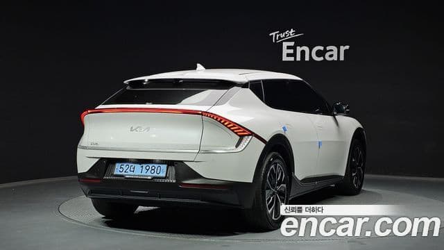 Kia EV6 Air, 2022 2