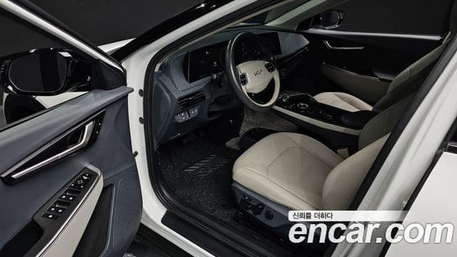 Kia EV6 Air, 2022 11