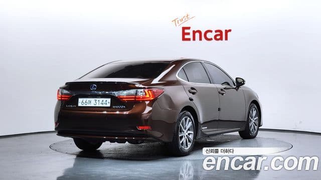 Lexus New ES300h XV60, 2017 2