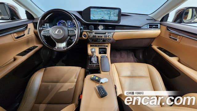 Lexus New ES300h XV60, 2017 7