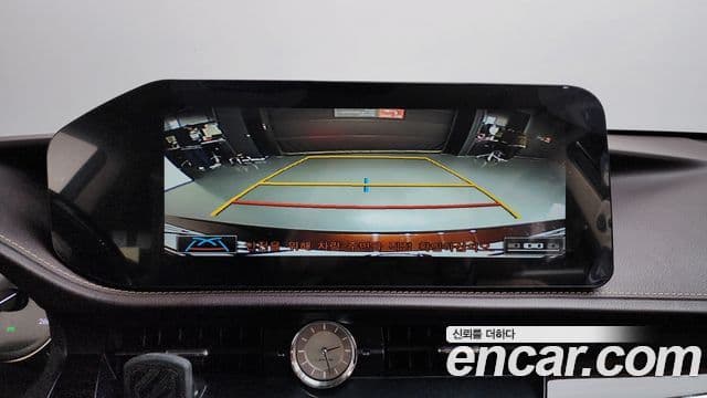 Lexus New ES300h XV60, 2017 15