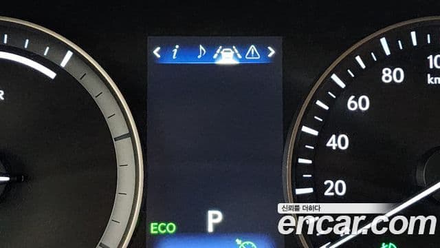 Lexus New ES300h XV60, 2017 16