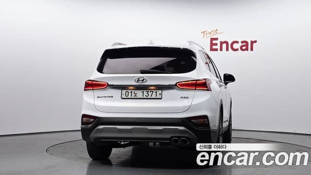 Hyundai Santa Fe TM Prestige, 2019 4