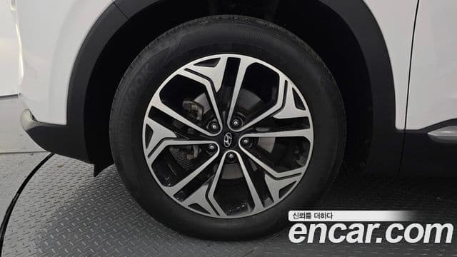 Hyundai Santa Fe TM Prestige, 2019 все фото