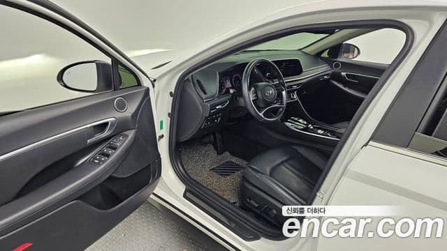 Hyundai Sonata (DN8) Premium Family, 2021 11
