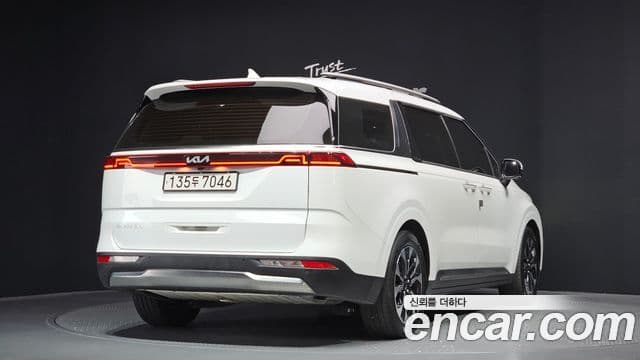 Kia Carnival 4세대 Signature, 2022 2