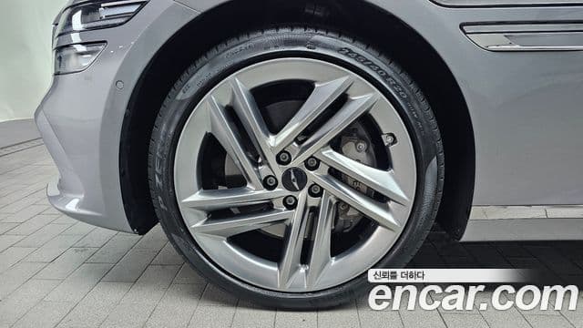 Genesis G80 (RG3) бензин 3.5 турбо AWD, 2025 все фото