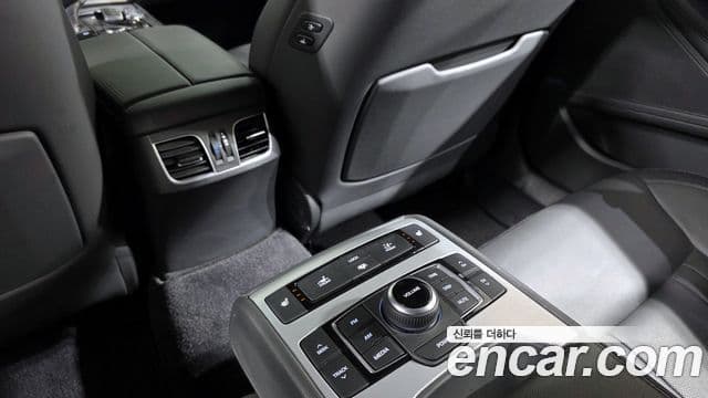 Genesis G80 Prestige, 2017 18