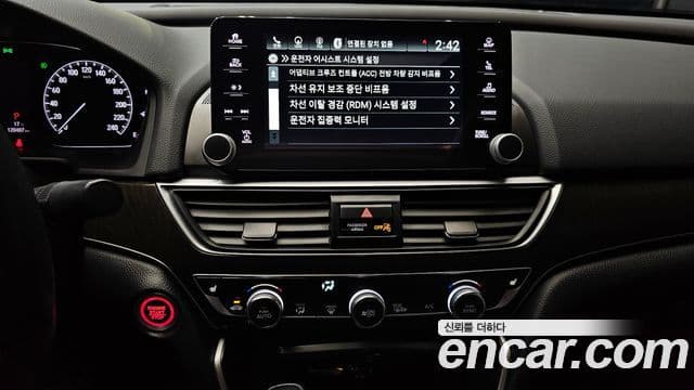 Honda Accord 10세대 1.5 турбо, 2019 14