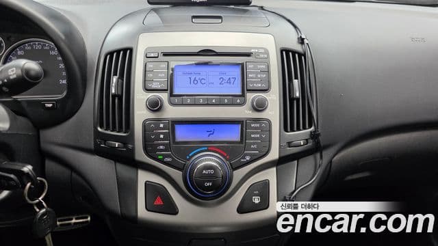 Hyundai i30 Luxury, 2010 16