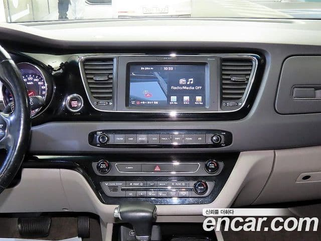 Kia All New Carnival Prestige, 2017 11