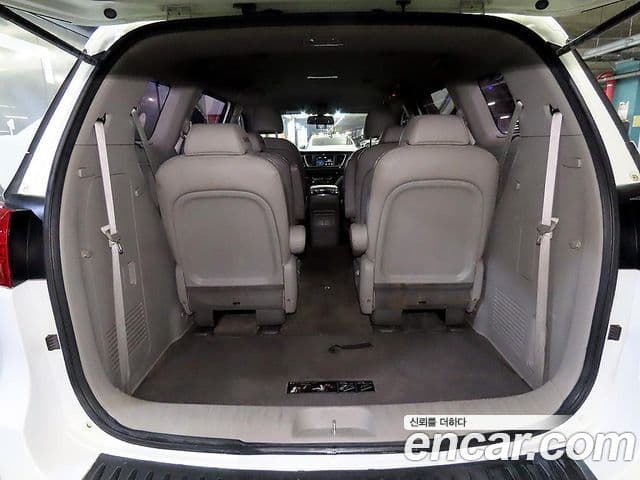 Kia All New Carnival Prestige, 2017 17