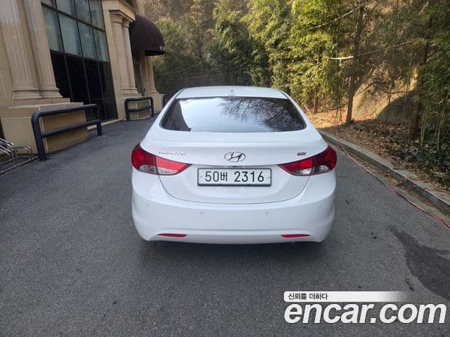 Hyundai Avante MD M16 GDI Smart, 2013 4