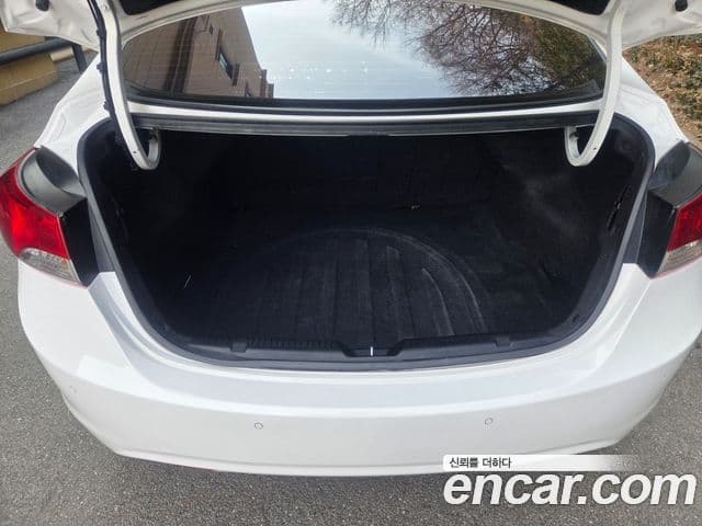 Hyundai Avante MD M16 GDI Smart, 2013 7