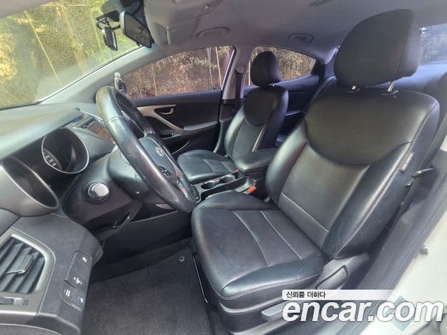 Hyundai Avante MD M16 GDI Smart, 2013 9