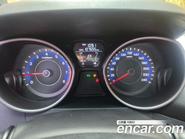 Hyundai Avante MD M16 GDI Smart, 2013 17