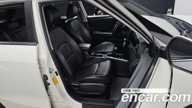 KG모빌리티(SsangYong) Berry New Tivoli V3, 2022 12