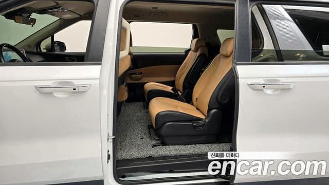 Kia Carnival 4세대 Prestige, 2023 12