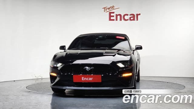 Ford Mustang GT кабриолет, 2021 3
