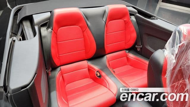 Ford Mustang GT кабриолет, 2021 12