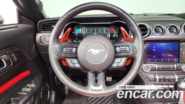 Ford Mustang GT кабриолет, 2021 13