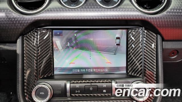 Ford Mustang GT кабриолет, 2021 15