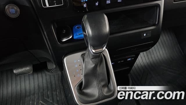 Hyundai Staria Modern, 2022 9