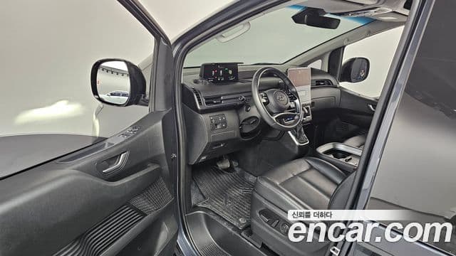 Hyundai Staria Modern, 2022 10