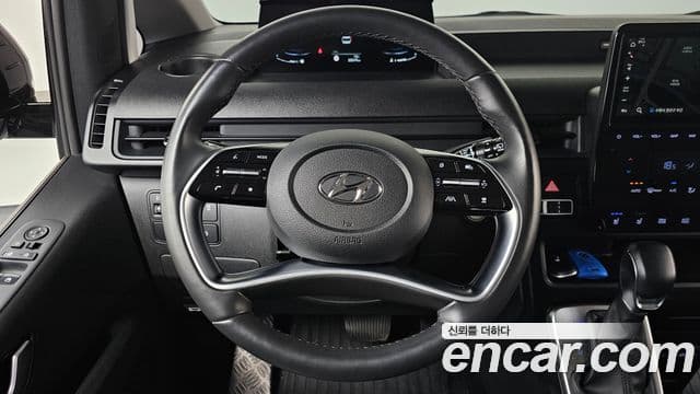 Hyundai Staria Modern, 2022 13