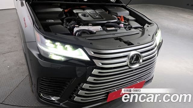 Lexus LX 4세대 Luxury, 2025 6