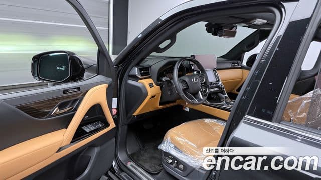 Lexus LX 4세대 Luxury, 2025 10