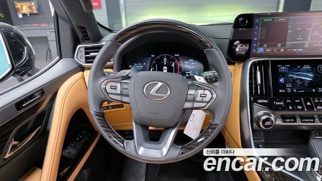 Lexus LX 4세대 Luxury, 2025 13
