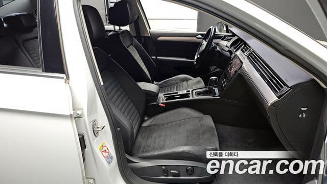 Volkswagen Passat GT(B8), 2018 10